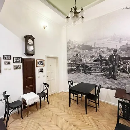 Inn A10 Center *