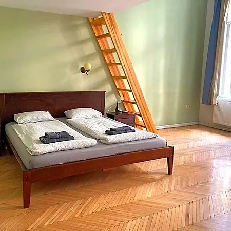 Kro A10 Center *