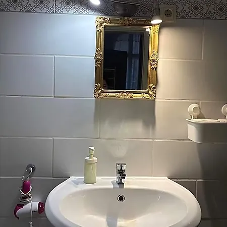 Mini-hôtel A10 Center