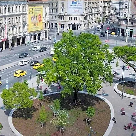 Mini-hôtel A10 Center *